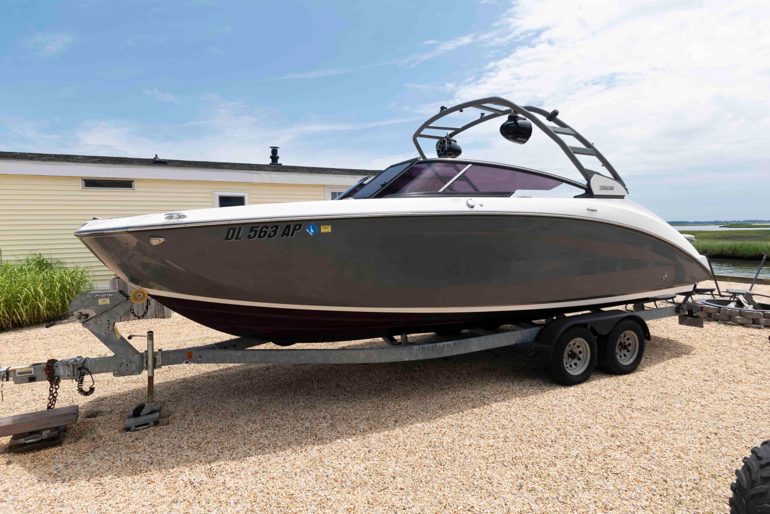 2021 Yamaha Boats 252S