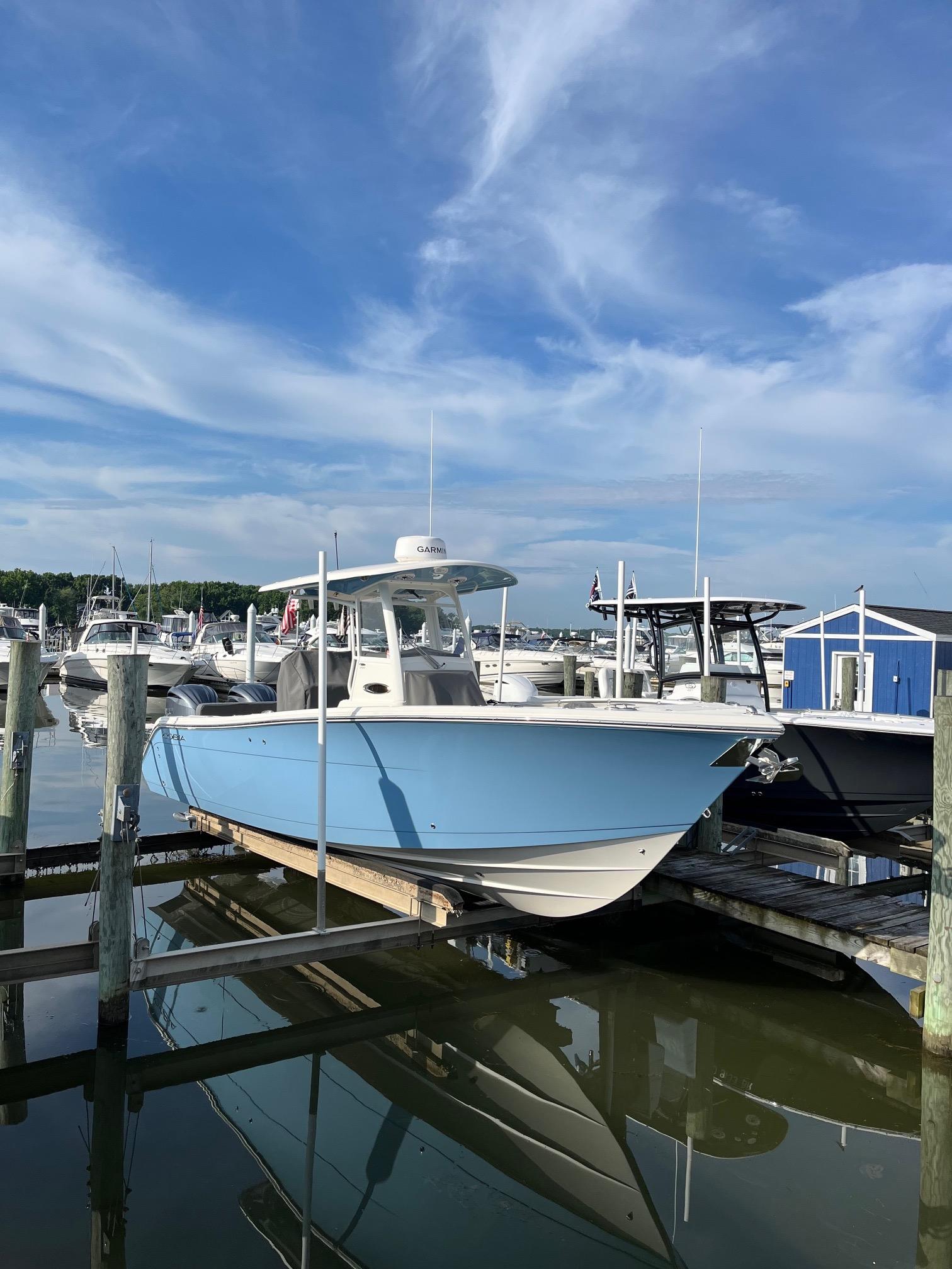 2023 Cobia 280 Center Console
