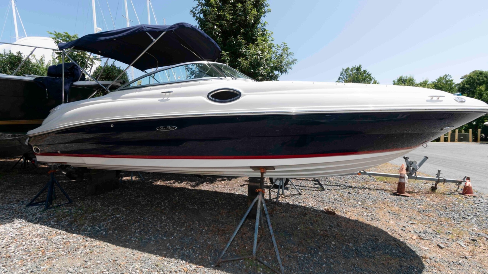 2006-sea-ray-240-sundeck-power-9897776-20250811180143995-3.jpg