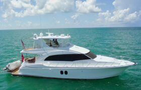 2009 hatteras 60 motor yacht power 9911269 20250821140542981 2 at Knot 10 Yacht Sales