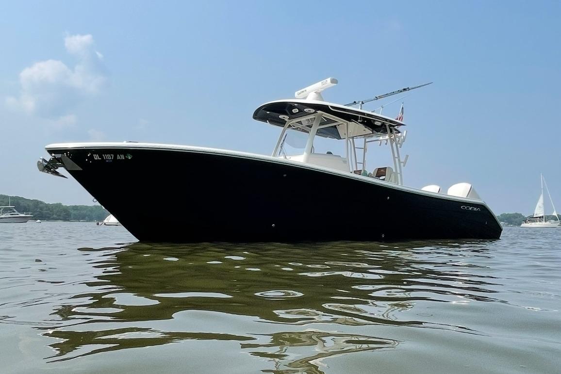 2020 Cobia 320 Center Console