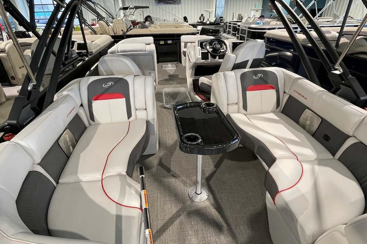 2022 Barletta Corsa Arch 230