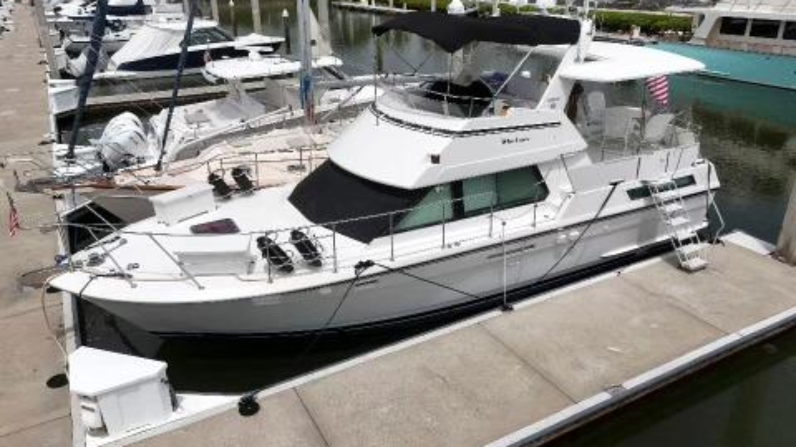 1989-hatteras-40-double-cabin-power-9945731-20250912180215167-1.jpg