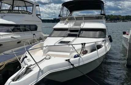 1998 Sea Ray 440 Express Bridge