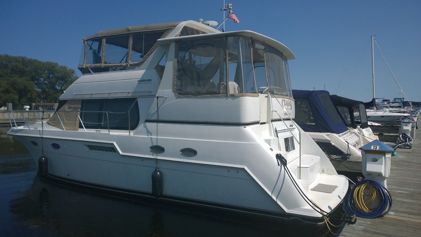 1999 Carver 406 Aft Cabin Motor Yacht