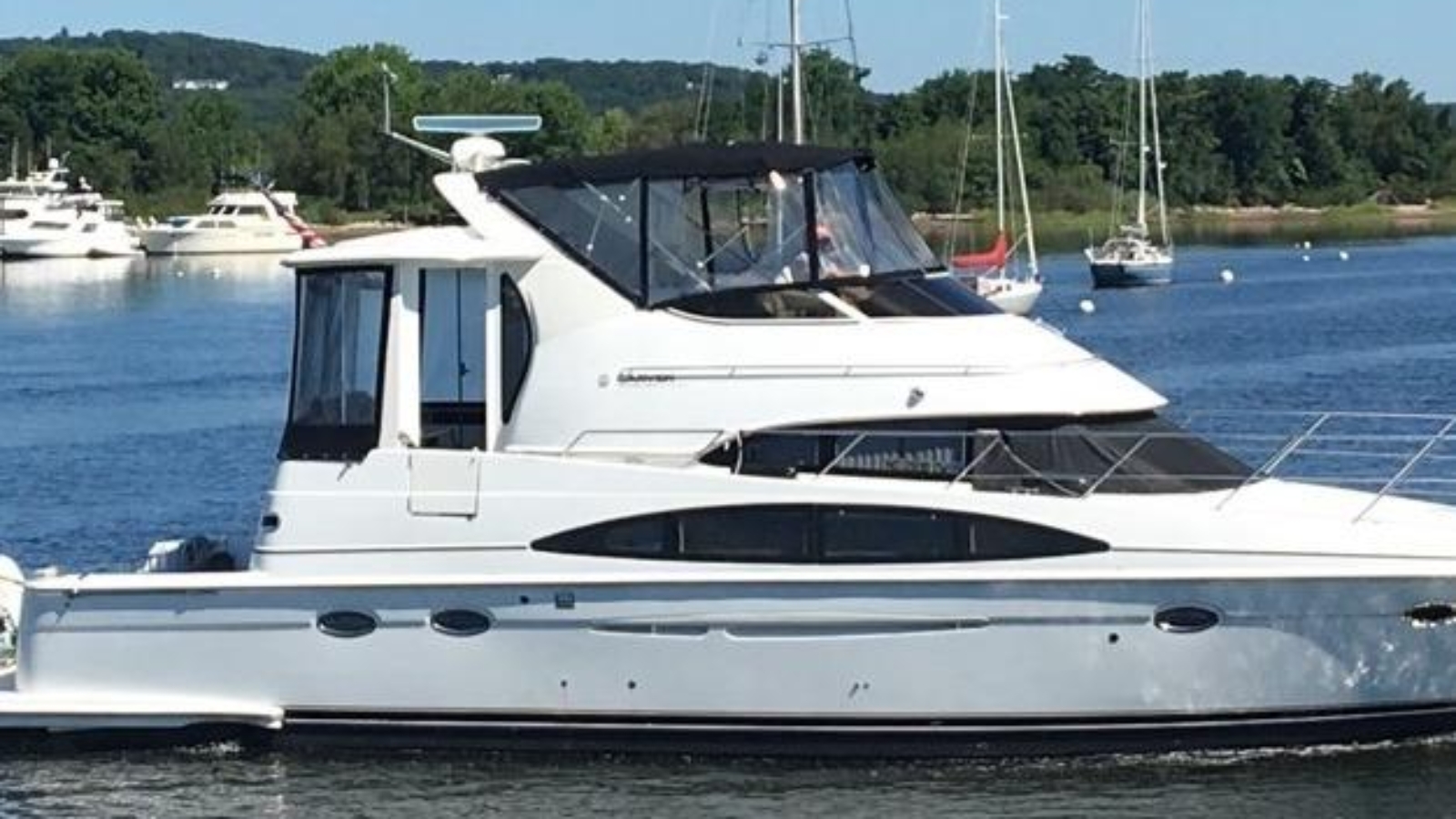 2001-carver-444-cockpit-motor-yacht-power-9948317-20250922170926157-3.jpg