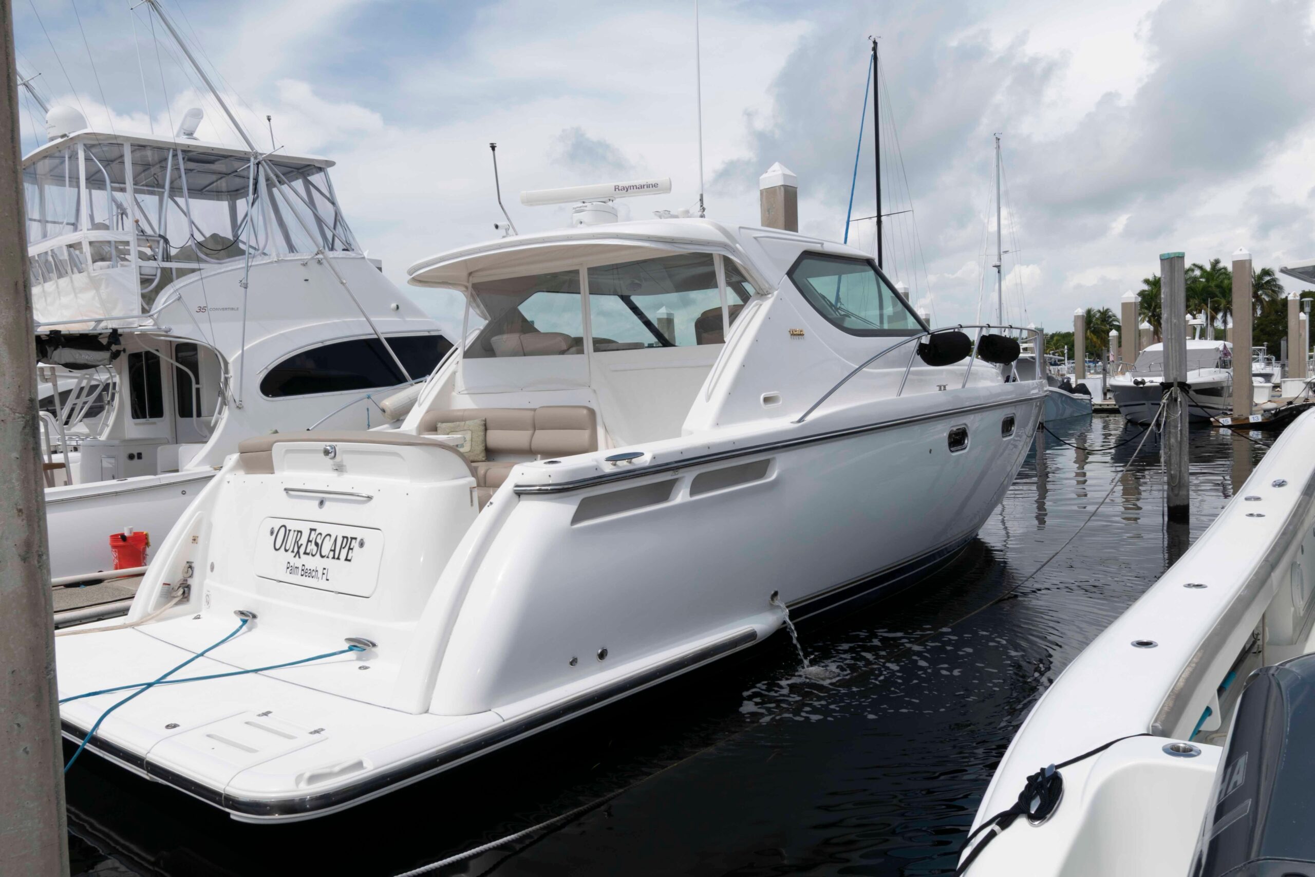 2007 Tiara Yachts 4300 Sovran