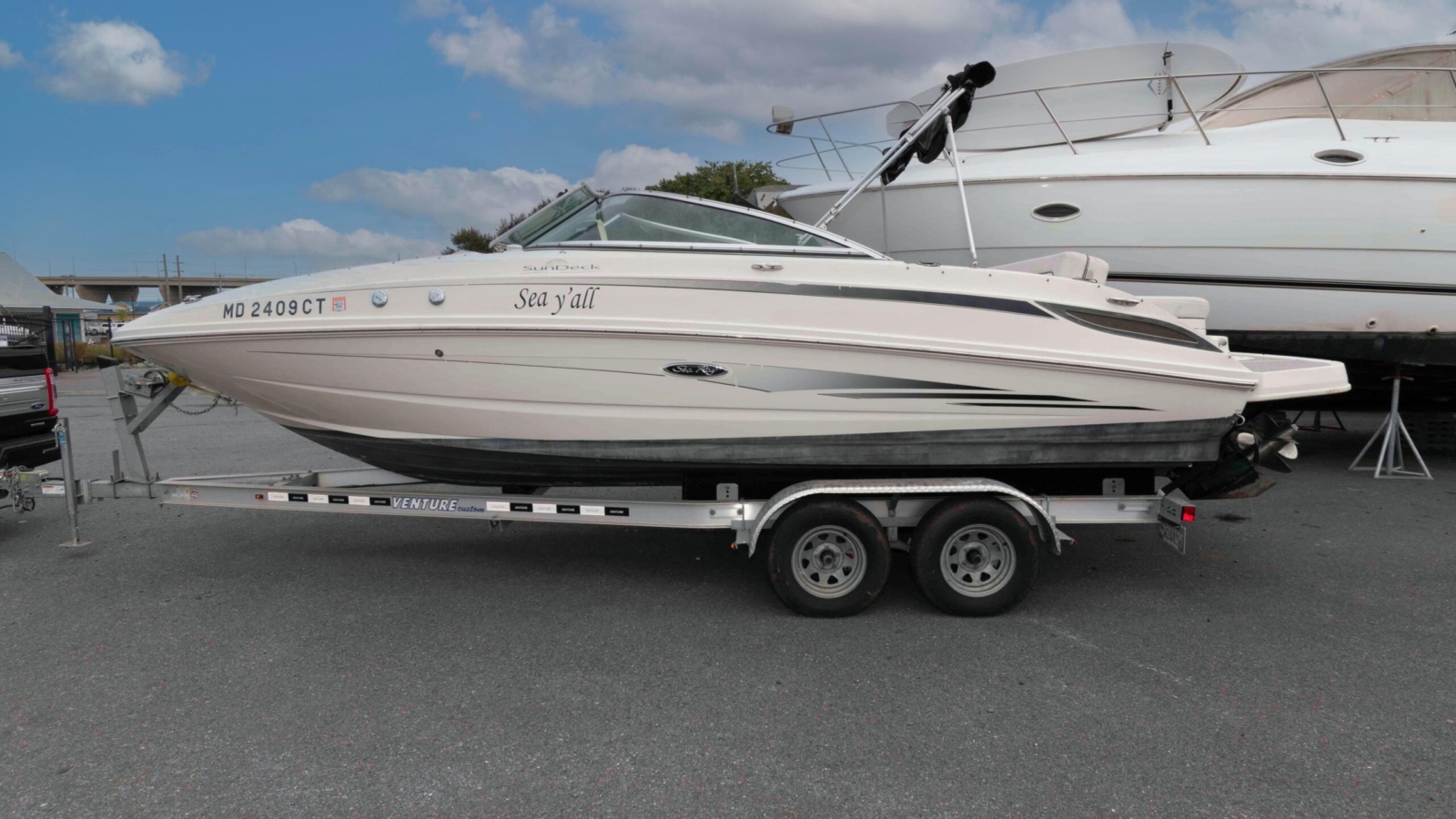 2010-sea-ray-240-sundeck-power-9936105-20250911125230276-2.jpg