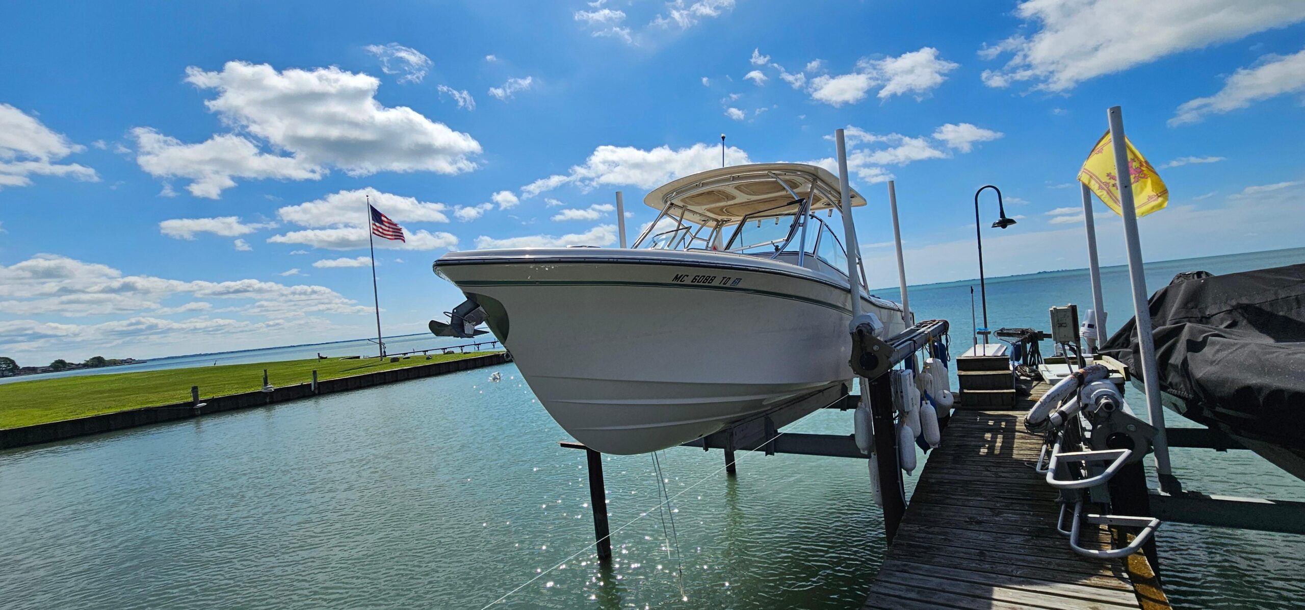 2014 Grady-White Freedom 285