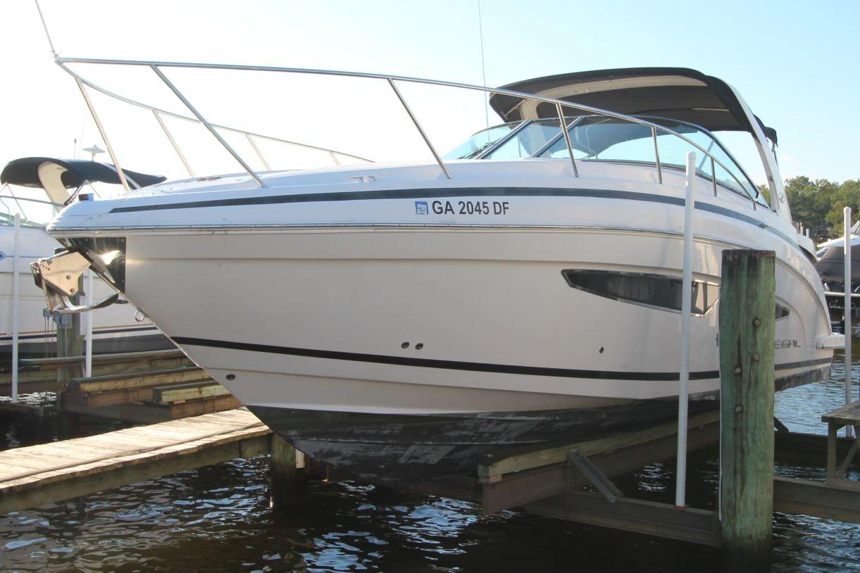 2015 Regal 32 Express