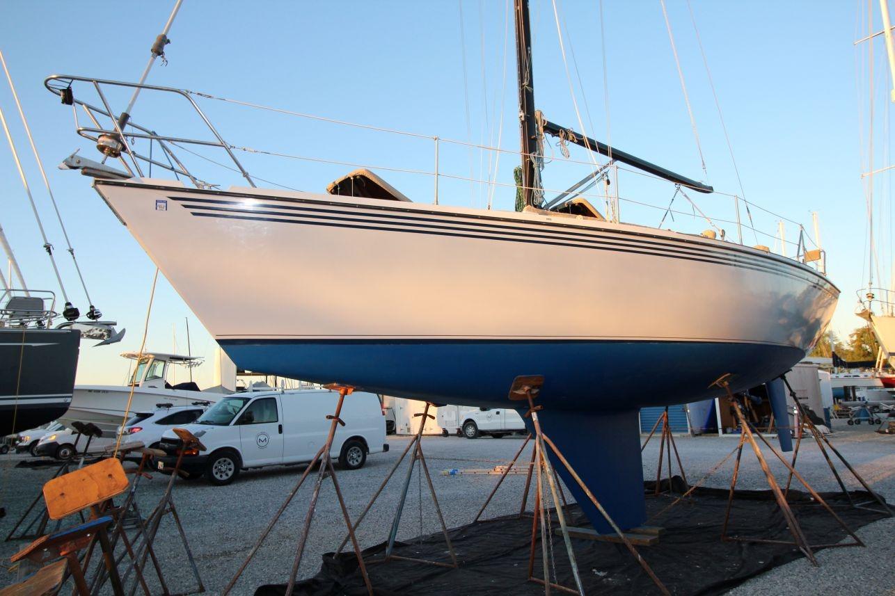 1981 Ericson 36