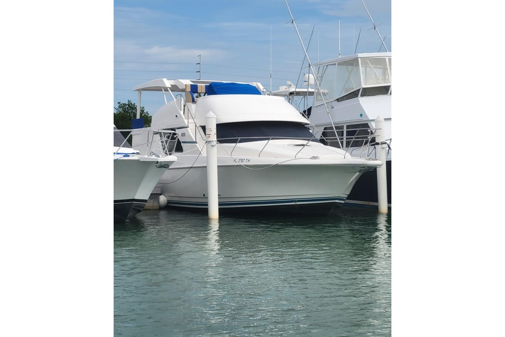 1999 Silverton 392 Motor Yacht