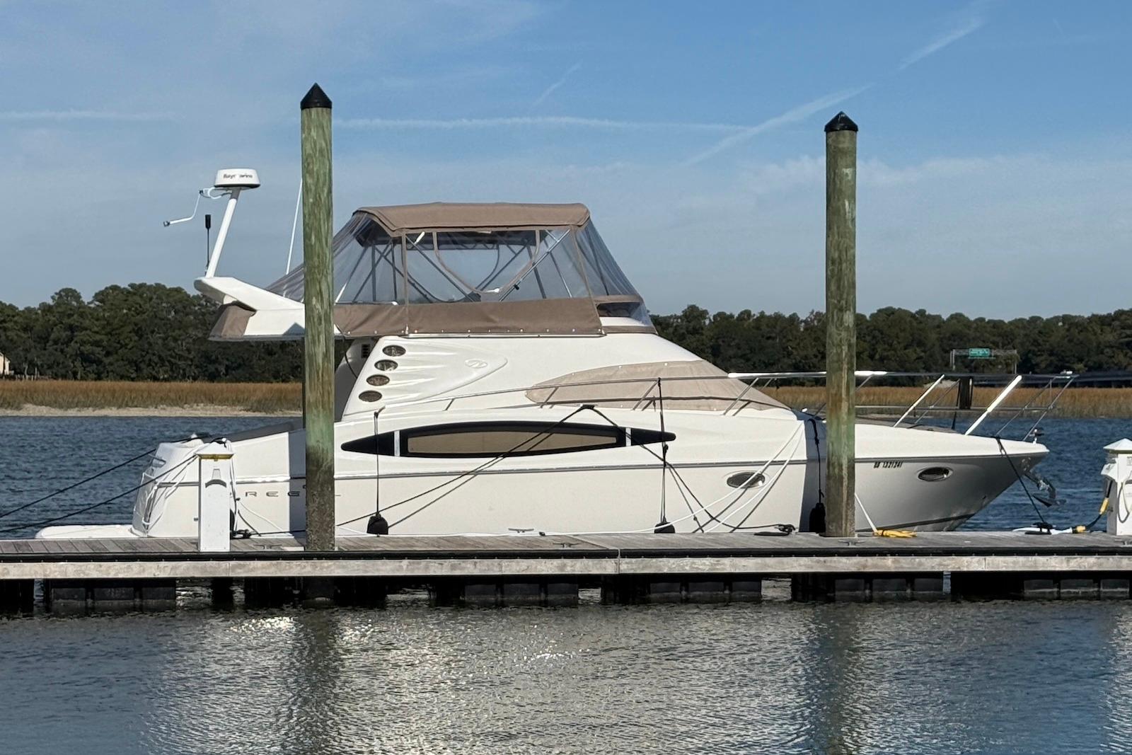 2003 Regal Commodore 3880