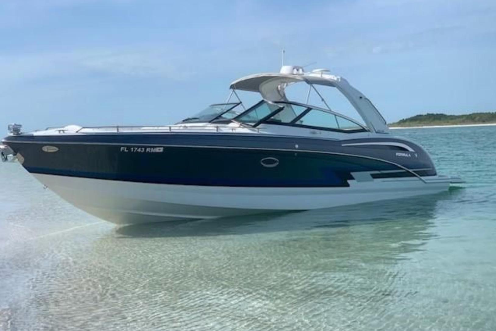 2018 Formula 350 Crossover Bowrider