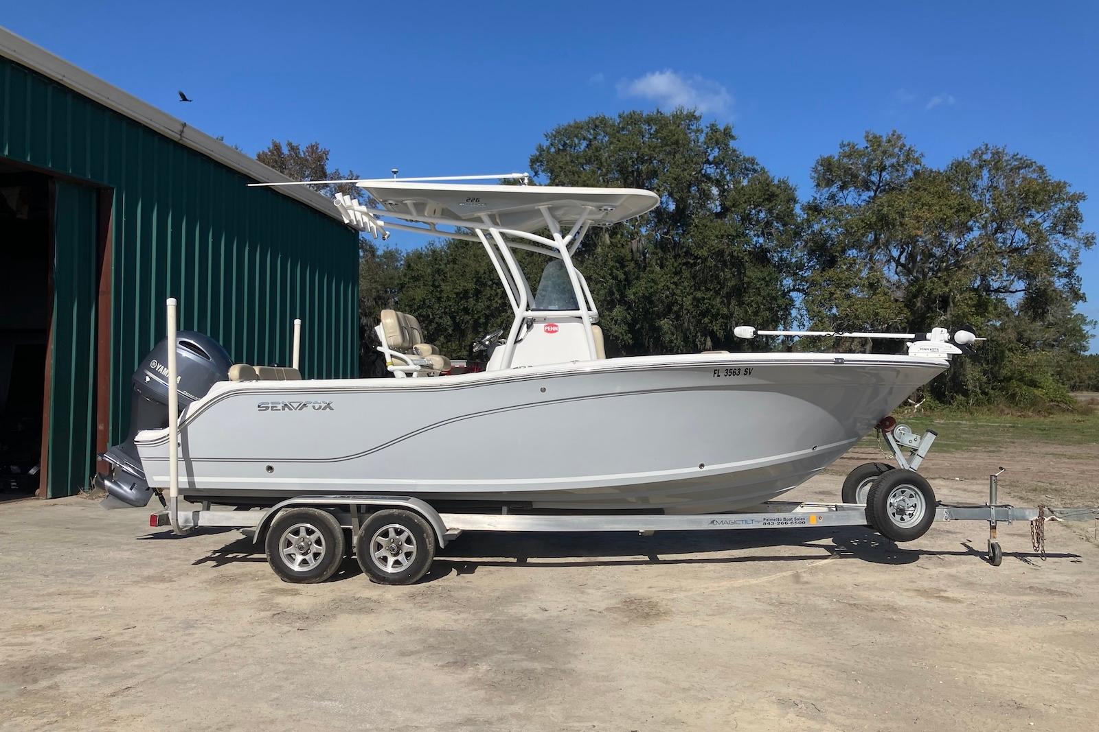 2018 Sea Fox 226 Commander
