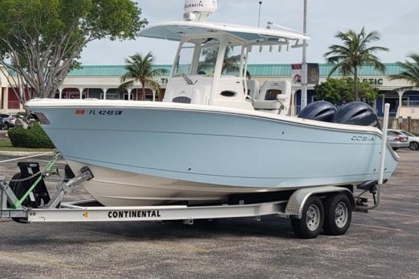 2021 Cobia 262 Center Console