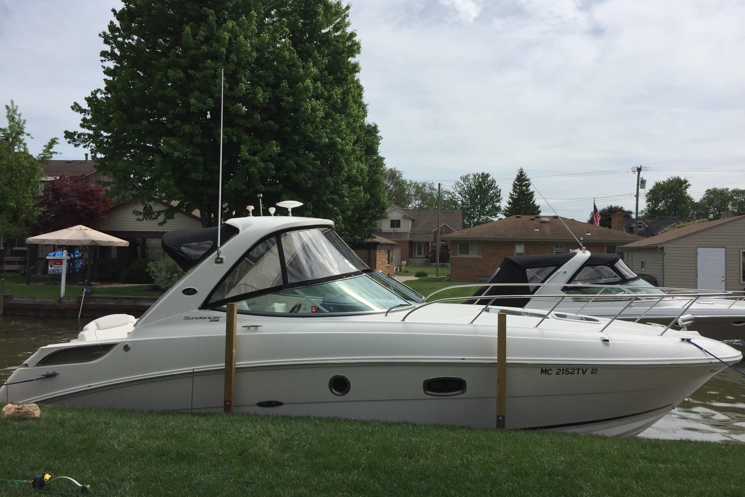 2010 Sea Ray Sundancer 310