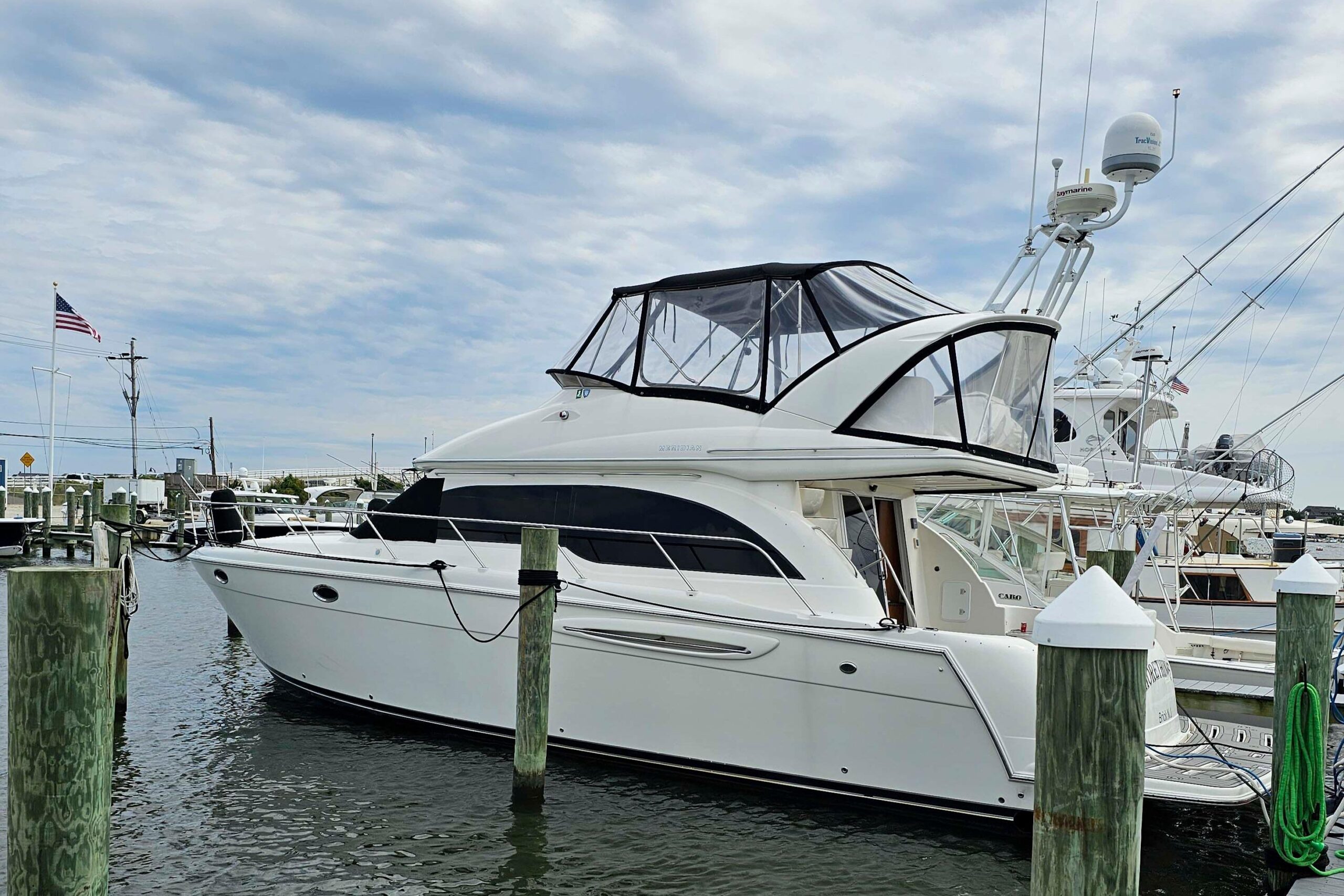 2003 Meridian 411 Sedan