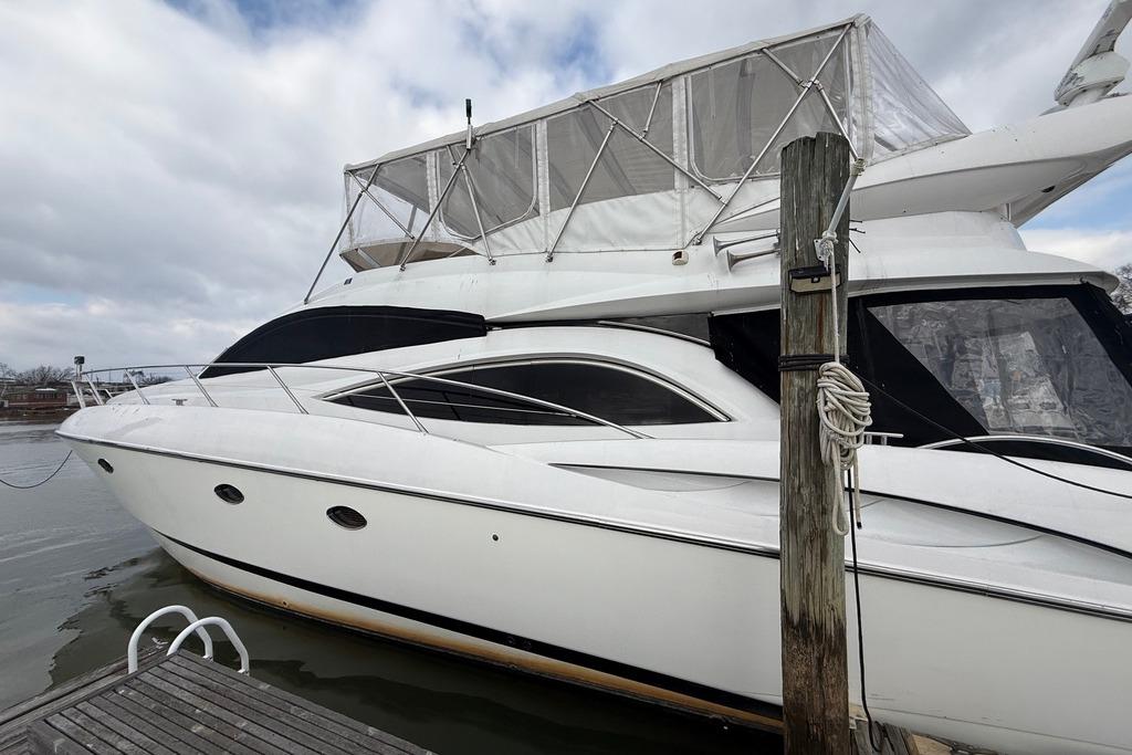 2003 Sunseeker Manhattan 56