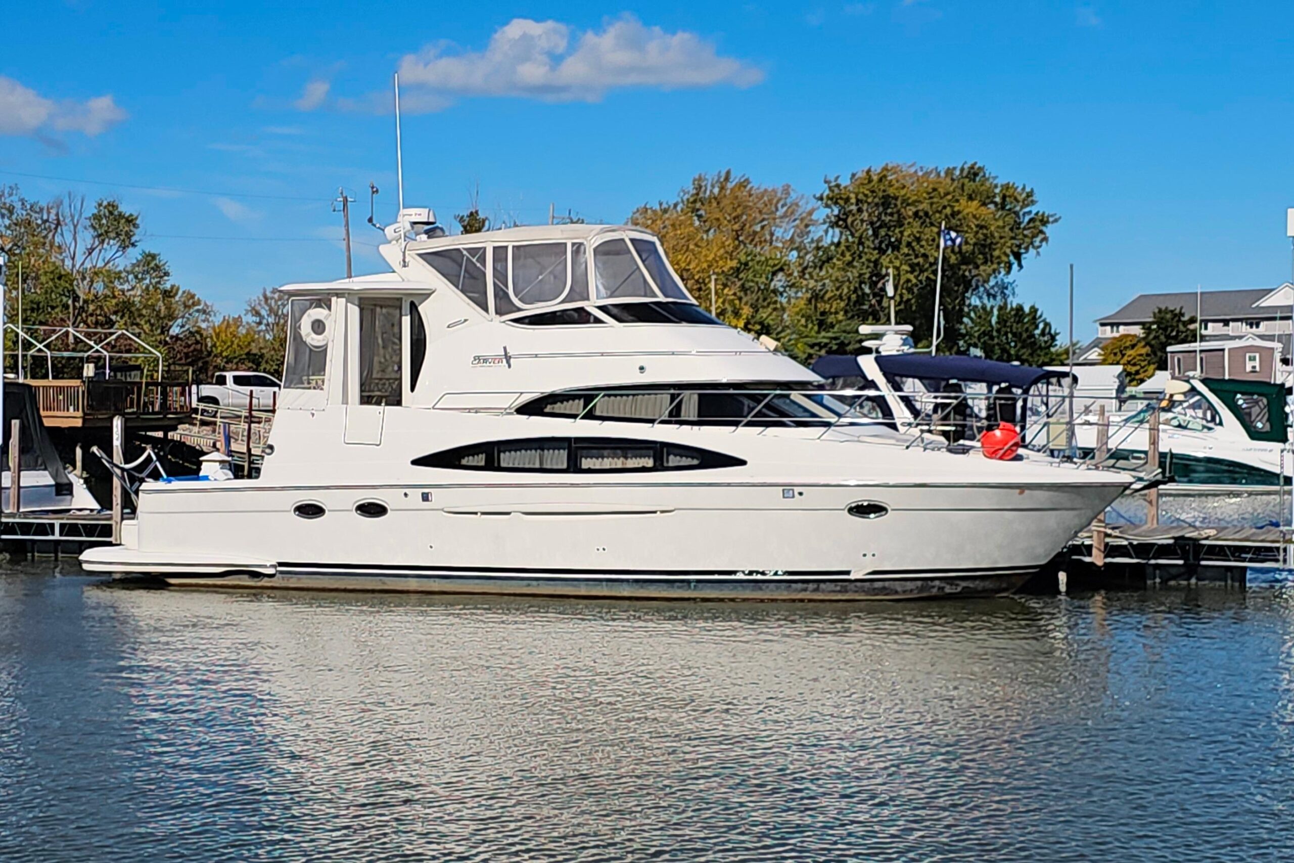 2004 Carver 444 Cockpit Motor Yacht