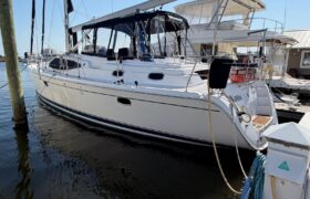 2009 hunter 50 center cockpit sail 10059455 20260225122252808 1 at Knot 10 Yacht Sales