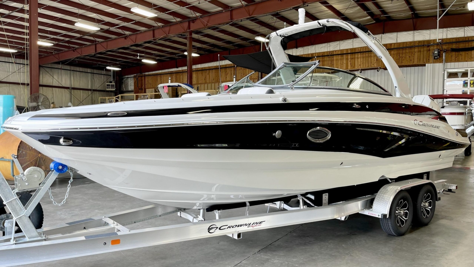 2024-crownline-eclipse-e290-xs-power-10032562-20251208075720394-1.jpg