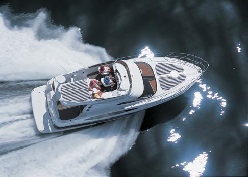 2005 Regal Commodore 3880