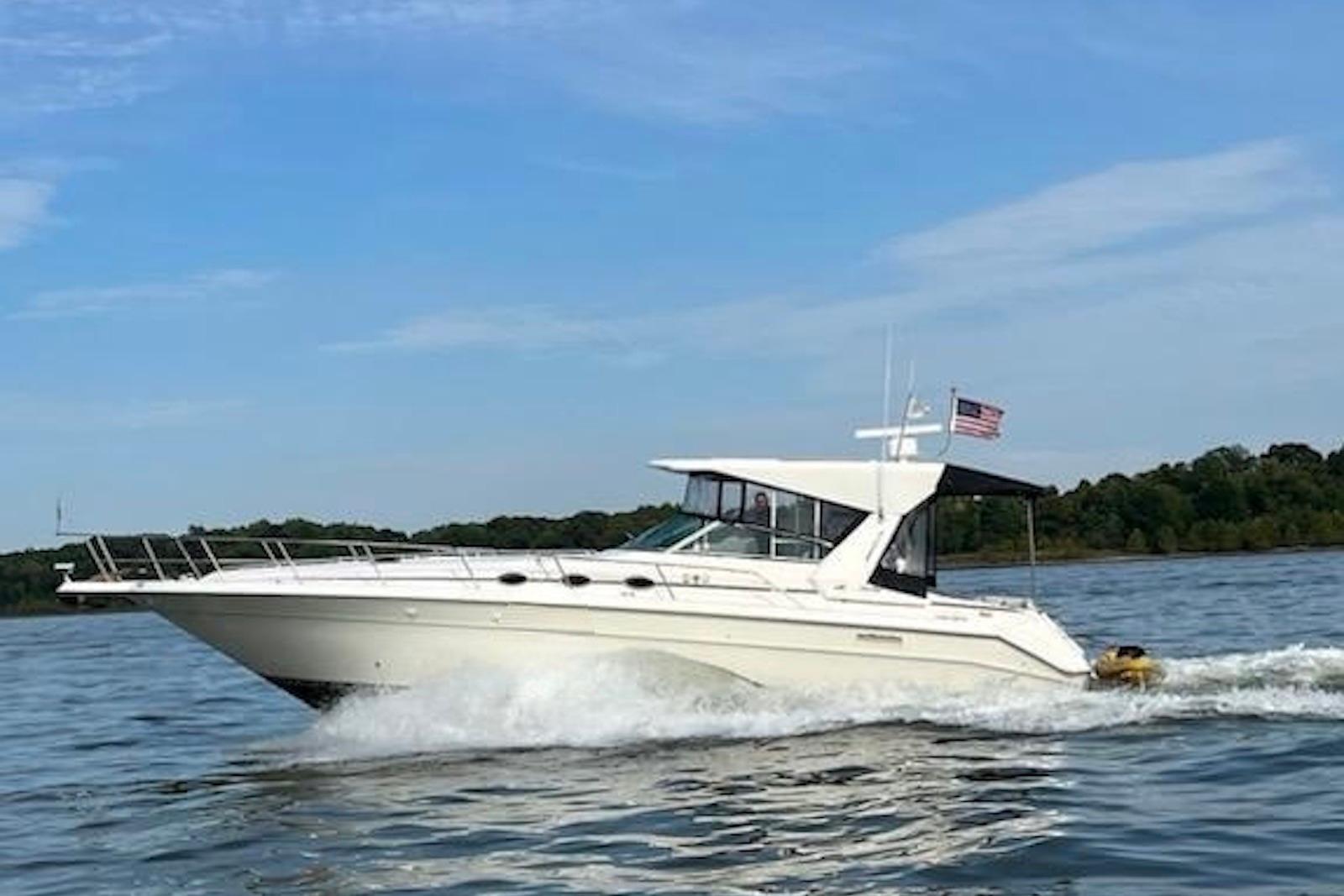 1994 Sea Ray 440 Sundancer