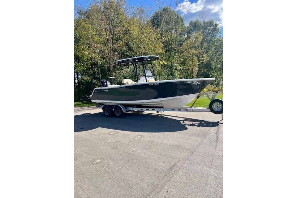 2023 Sportsman Open 232 Center Console