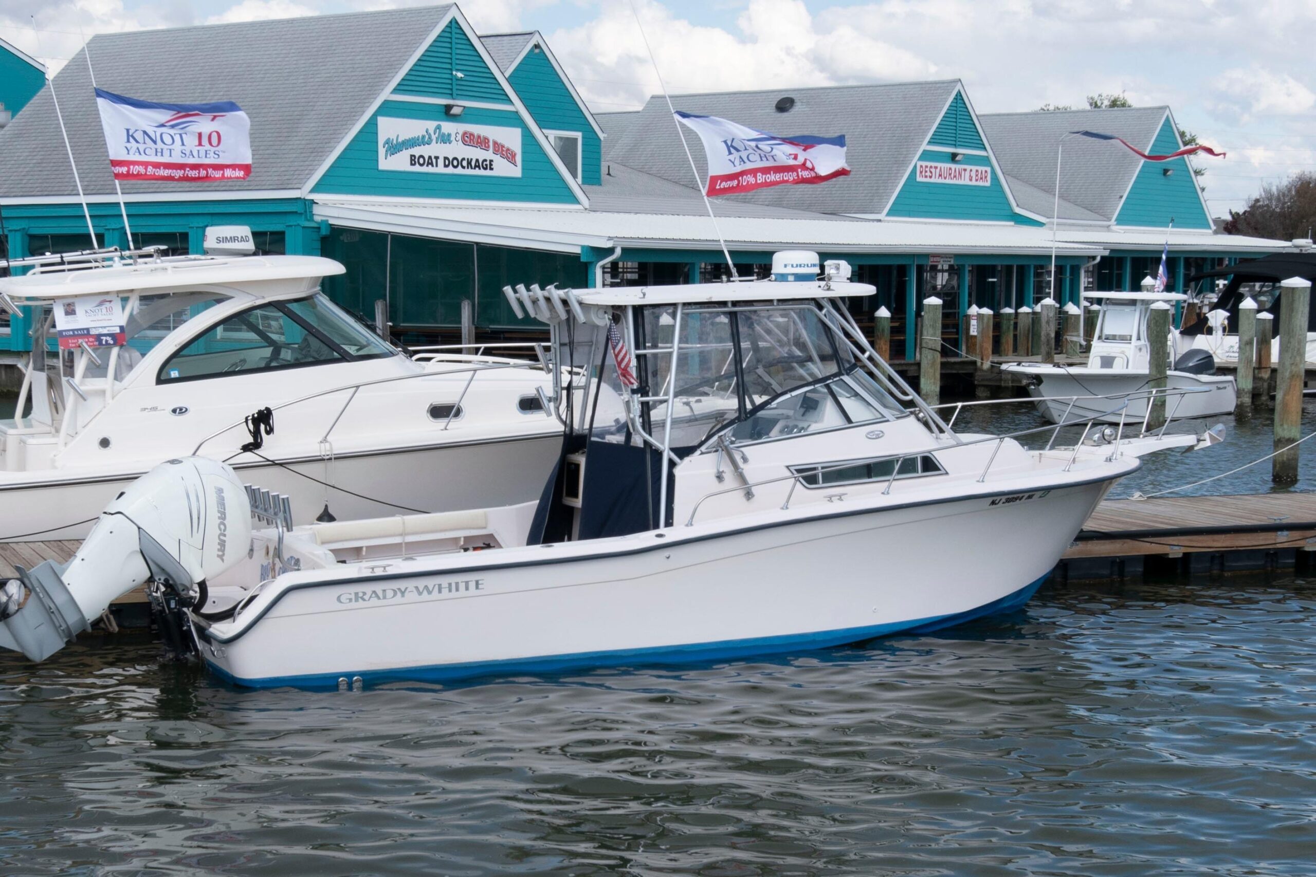 1996 Grady-White Islander 268