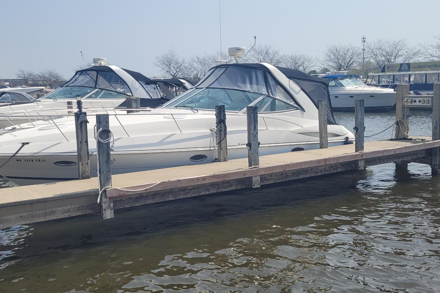 2001 Cruisers Yachts 3470 Express