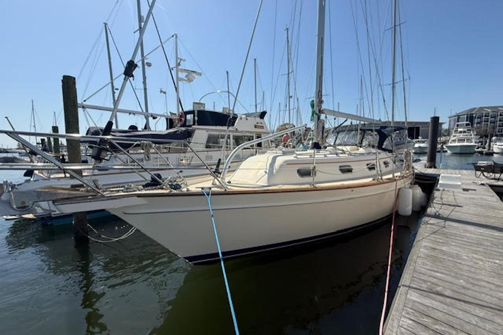 2001 Island Packet 380