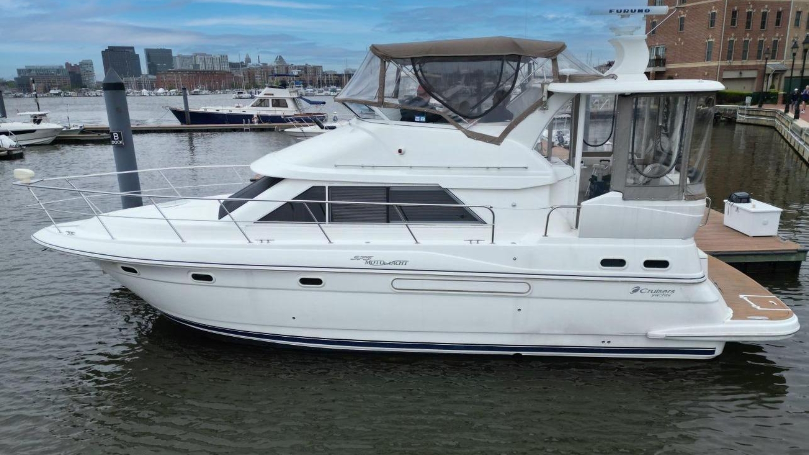 2005-cruisers-yachts-375-motoryacht-power-10163845-20260427084129994-3.jpg