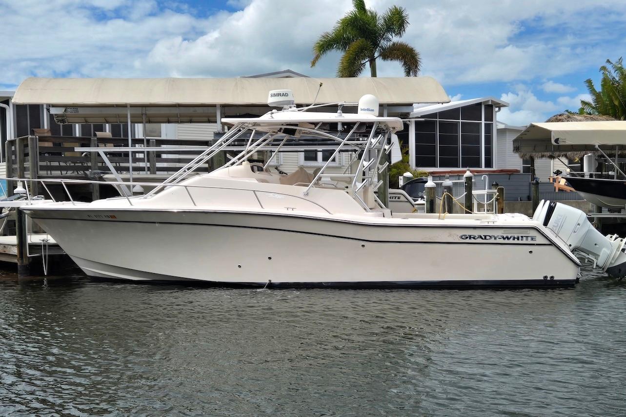 2006 Grady-White Express 330