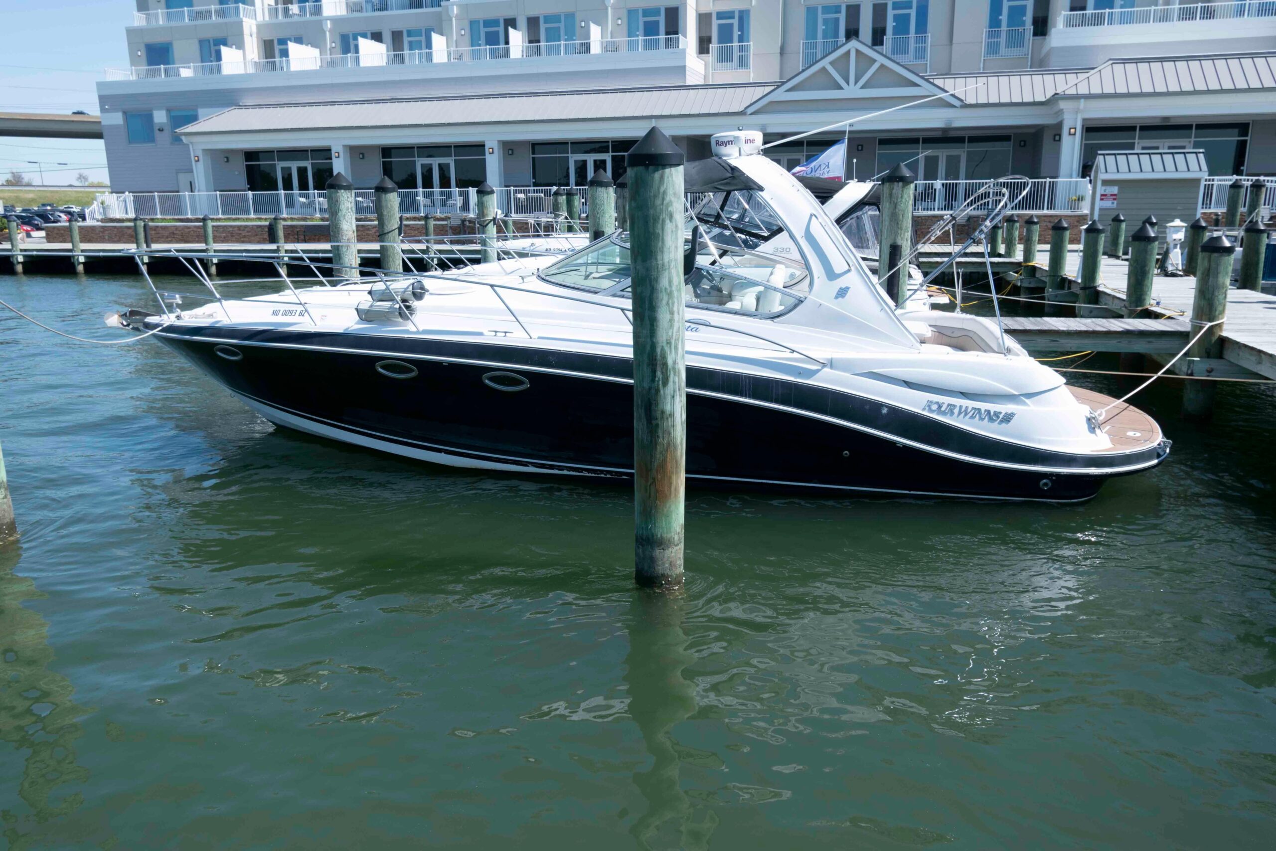 2007 Four Winns 358 Vista