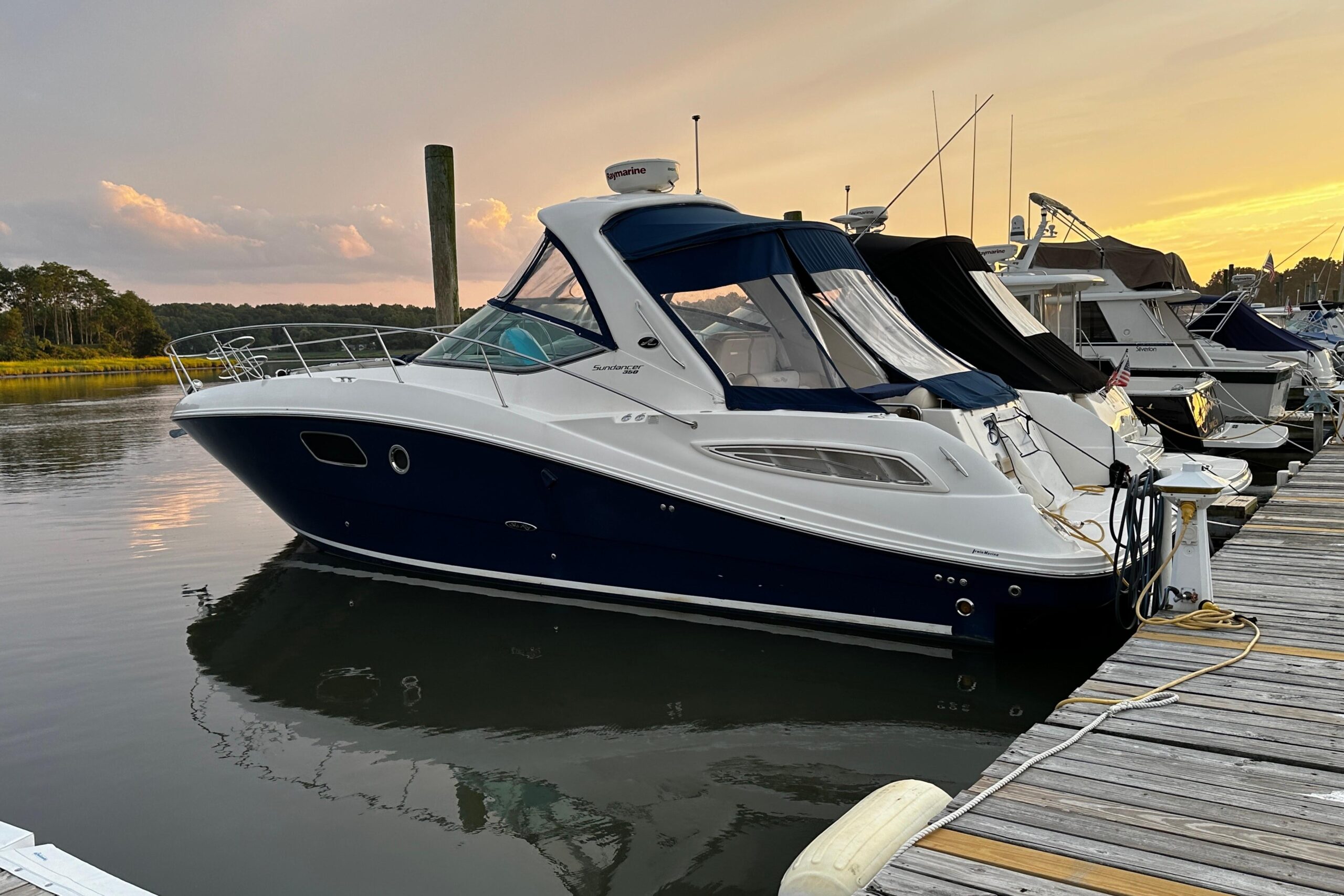 2012 Sea Ray Sundancer 350