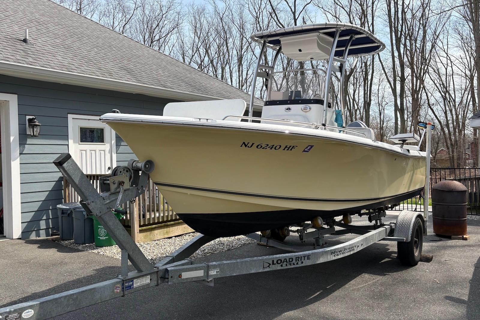 2014 Sea Hunt Triton 202