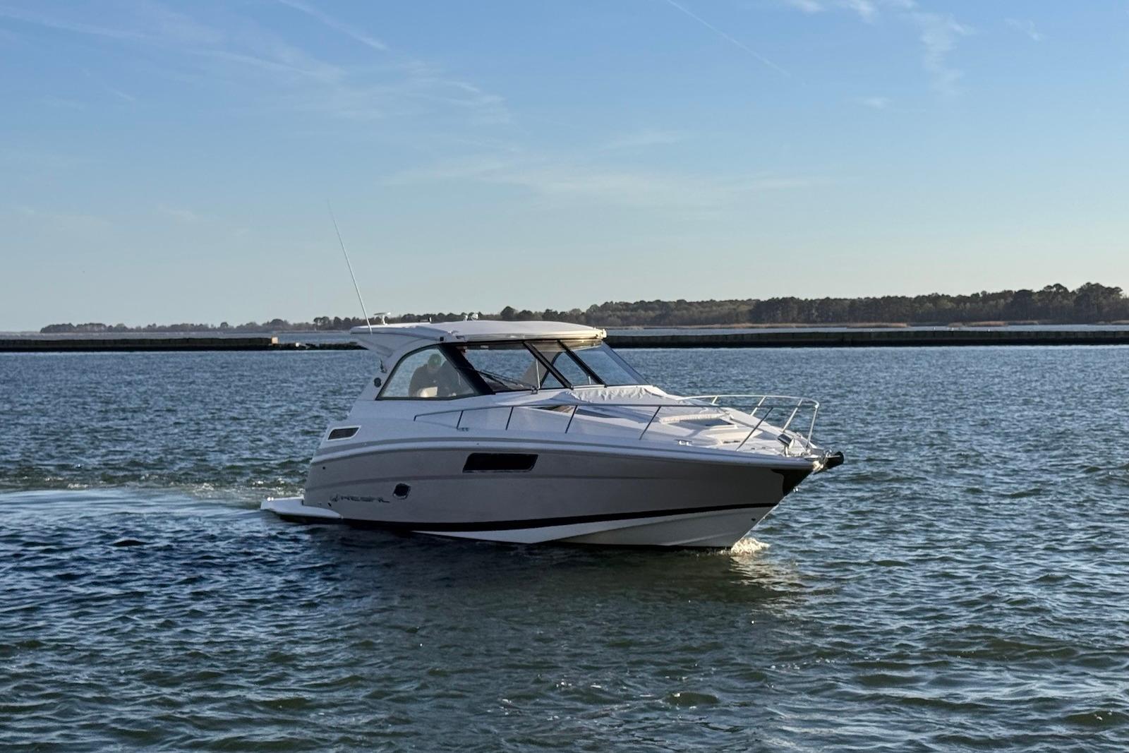 2017 Regal 35 Sport Coupe