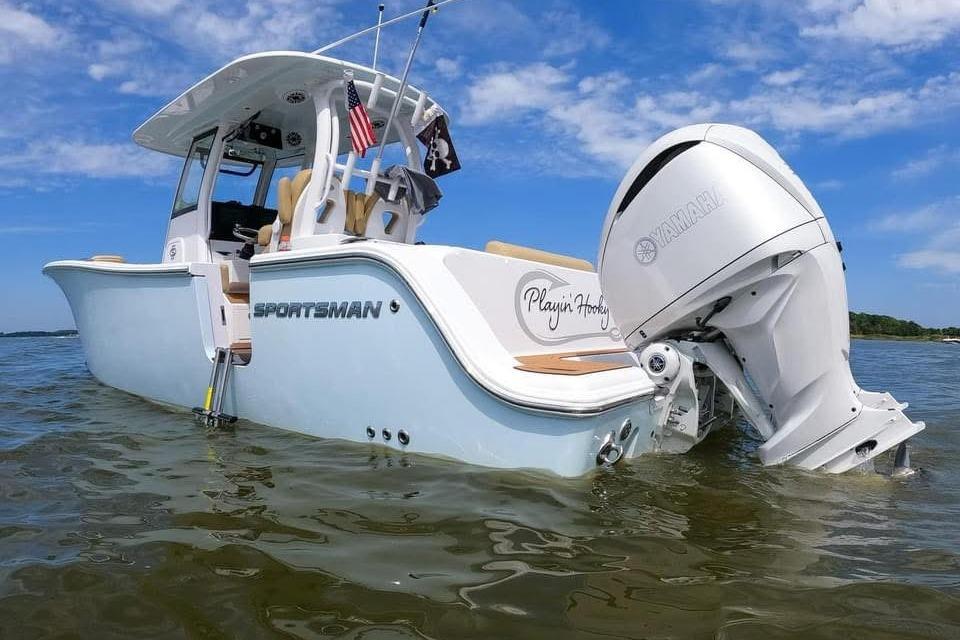 2022 Sportsman Open 282 Center Console
