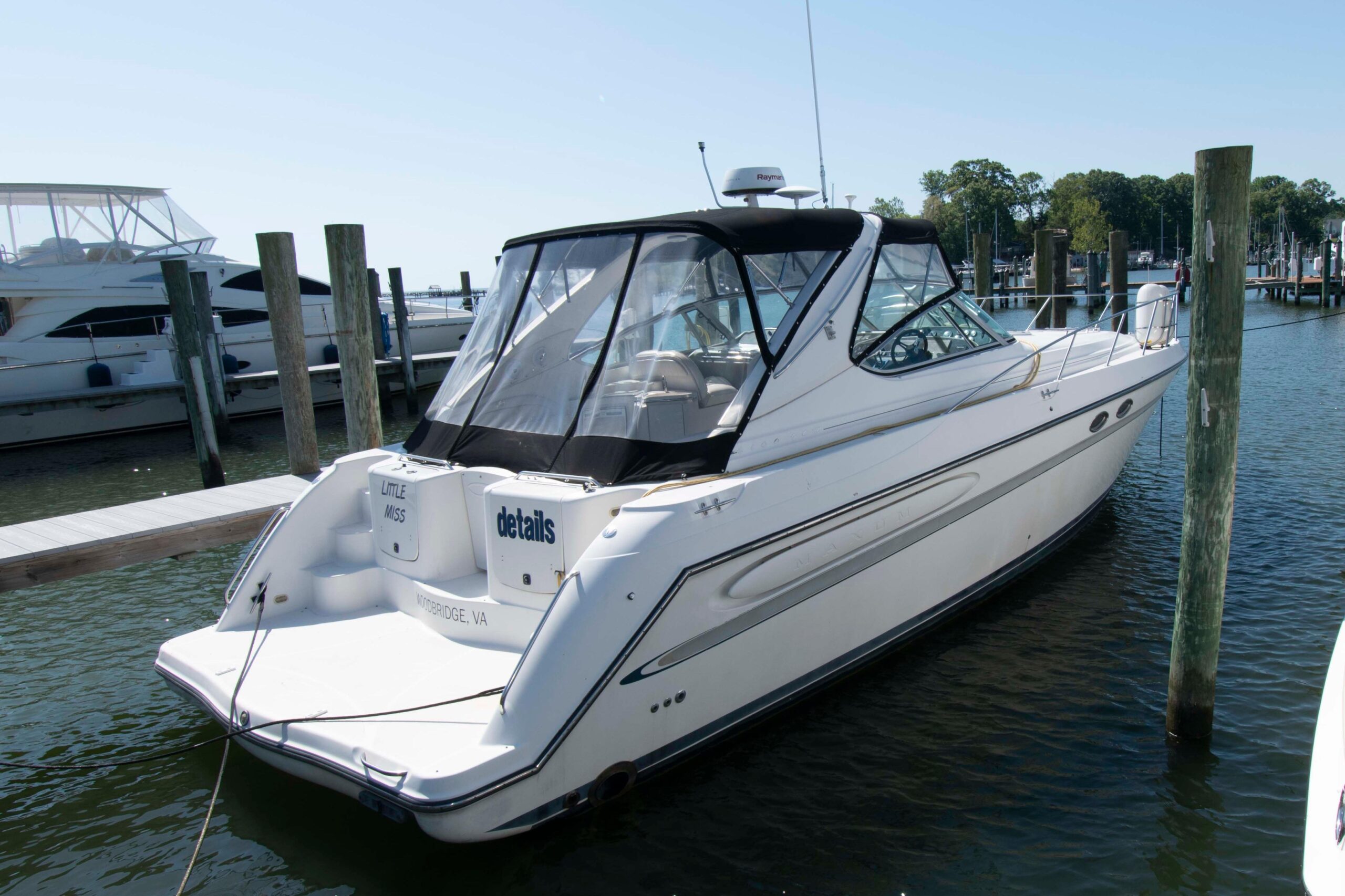 1998 Maxum 4100 SCR