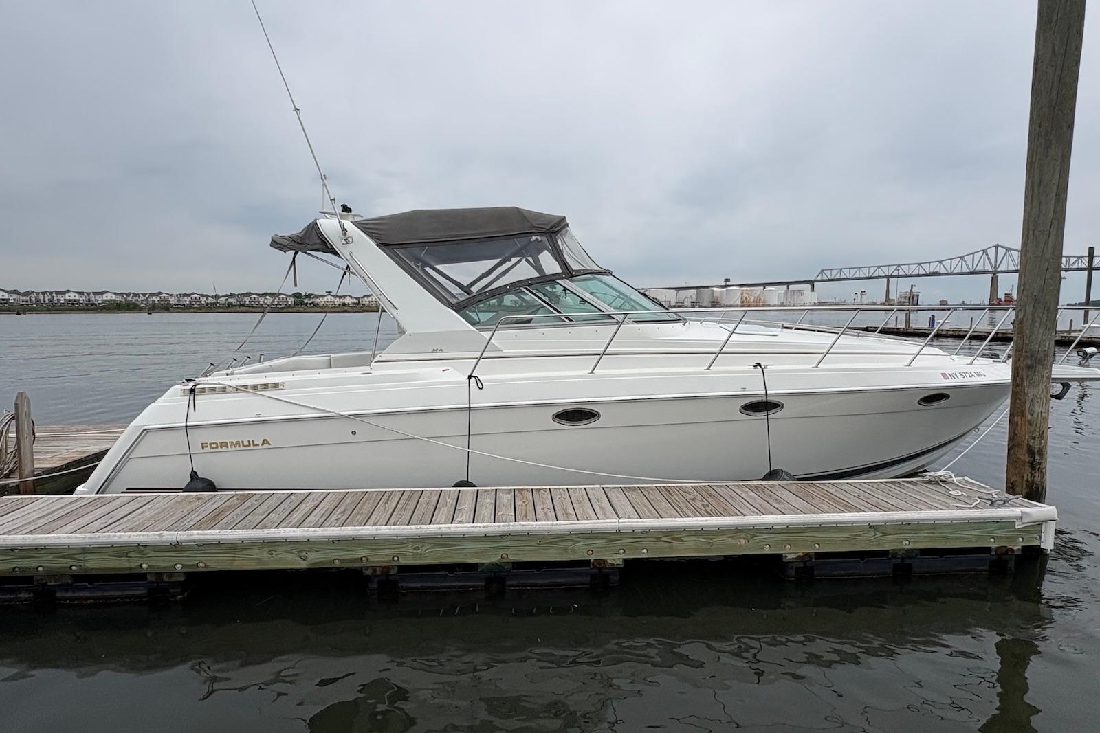 2001 Formula 34 Performance Cruiser
