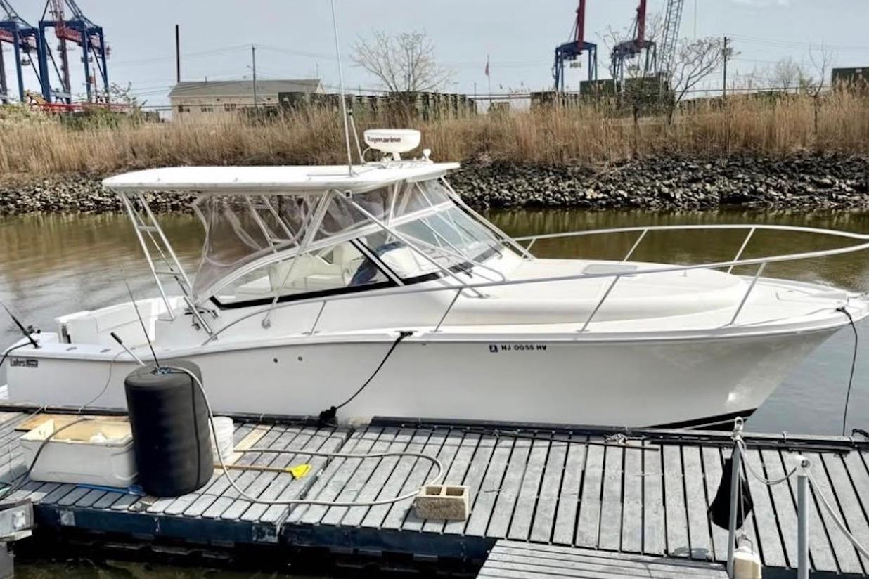 2004 Luhrs 30 Open