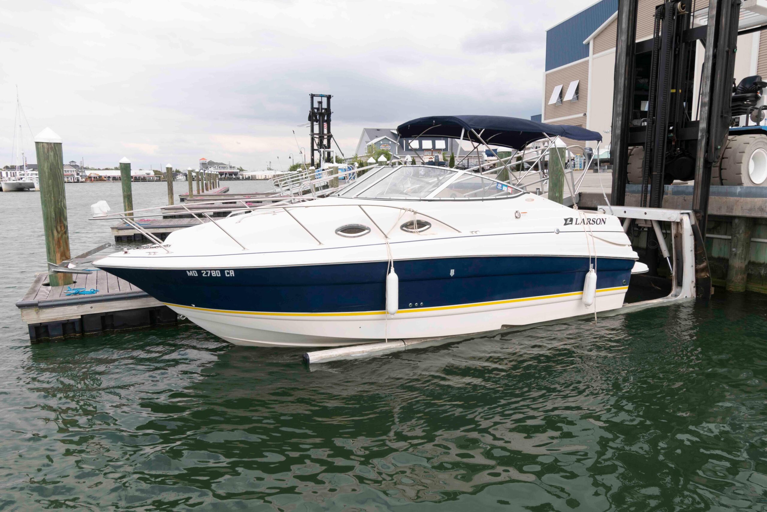 2006 Larson Cabrio 240