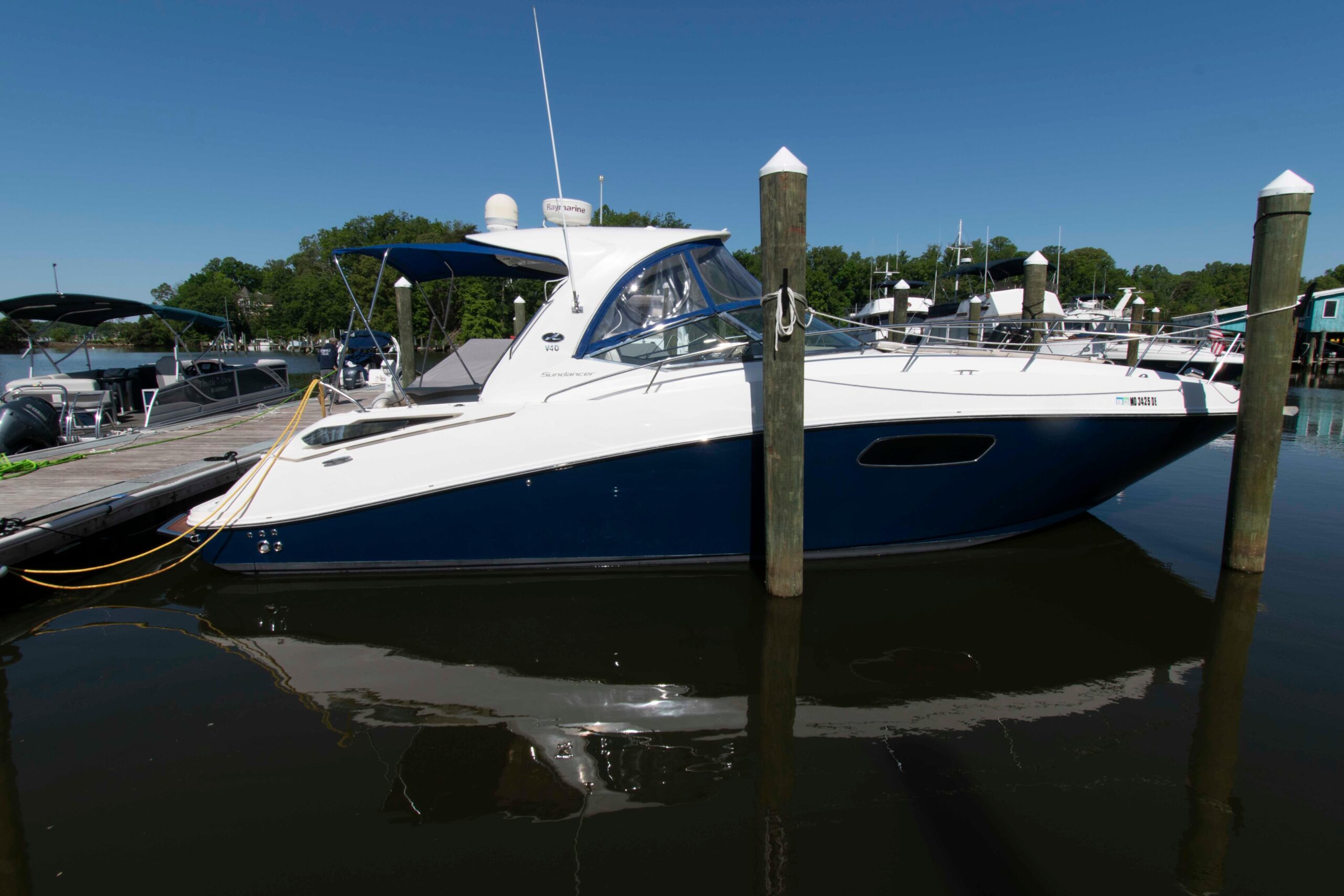 2009 Sea Ray Sundancer 350