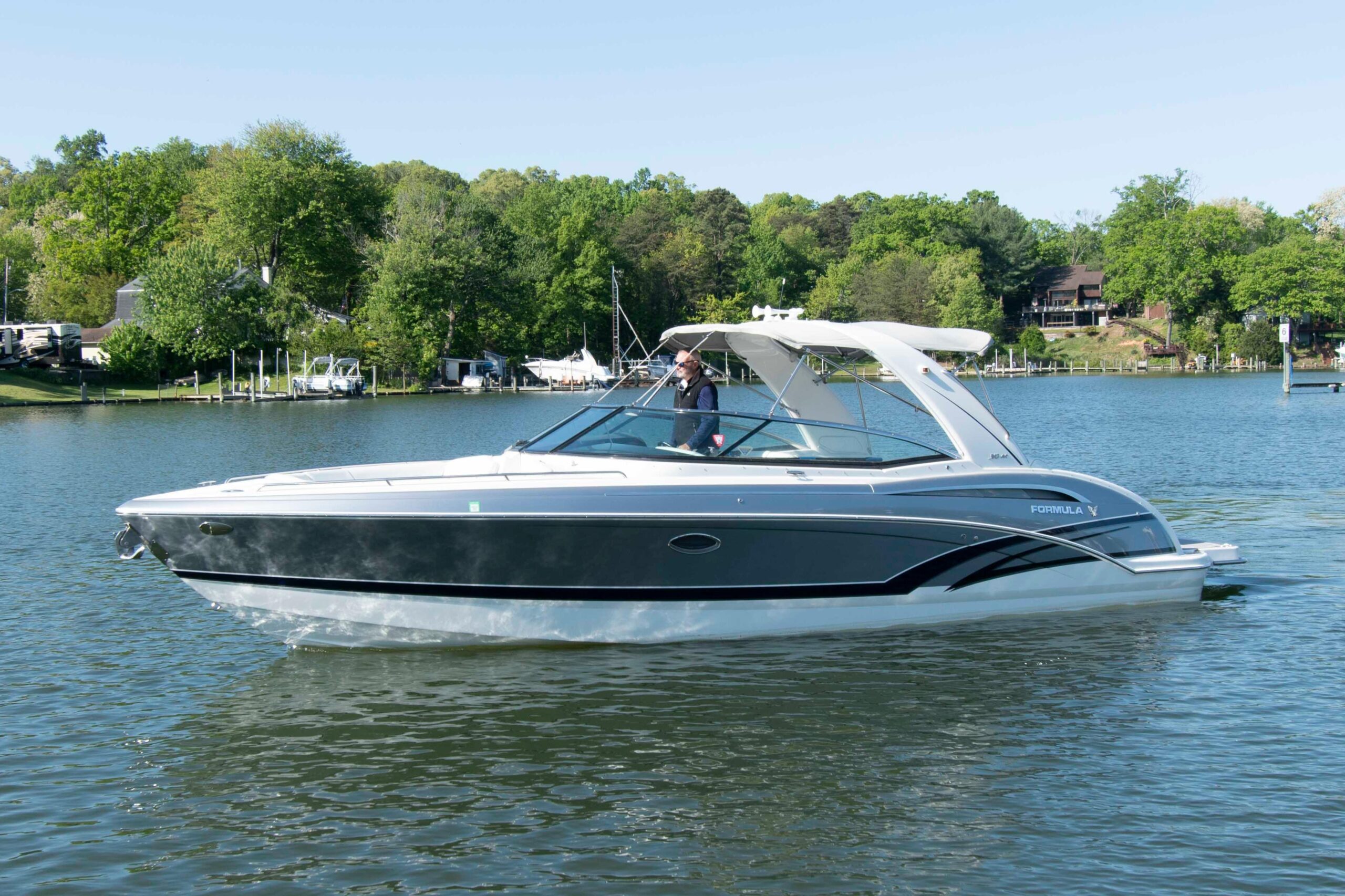 2016 Formula 310 Bowrider
