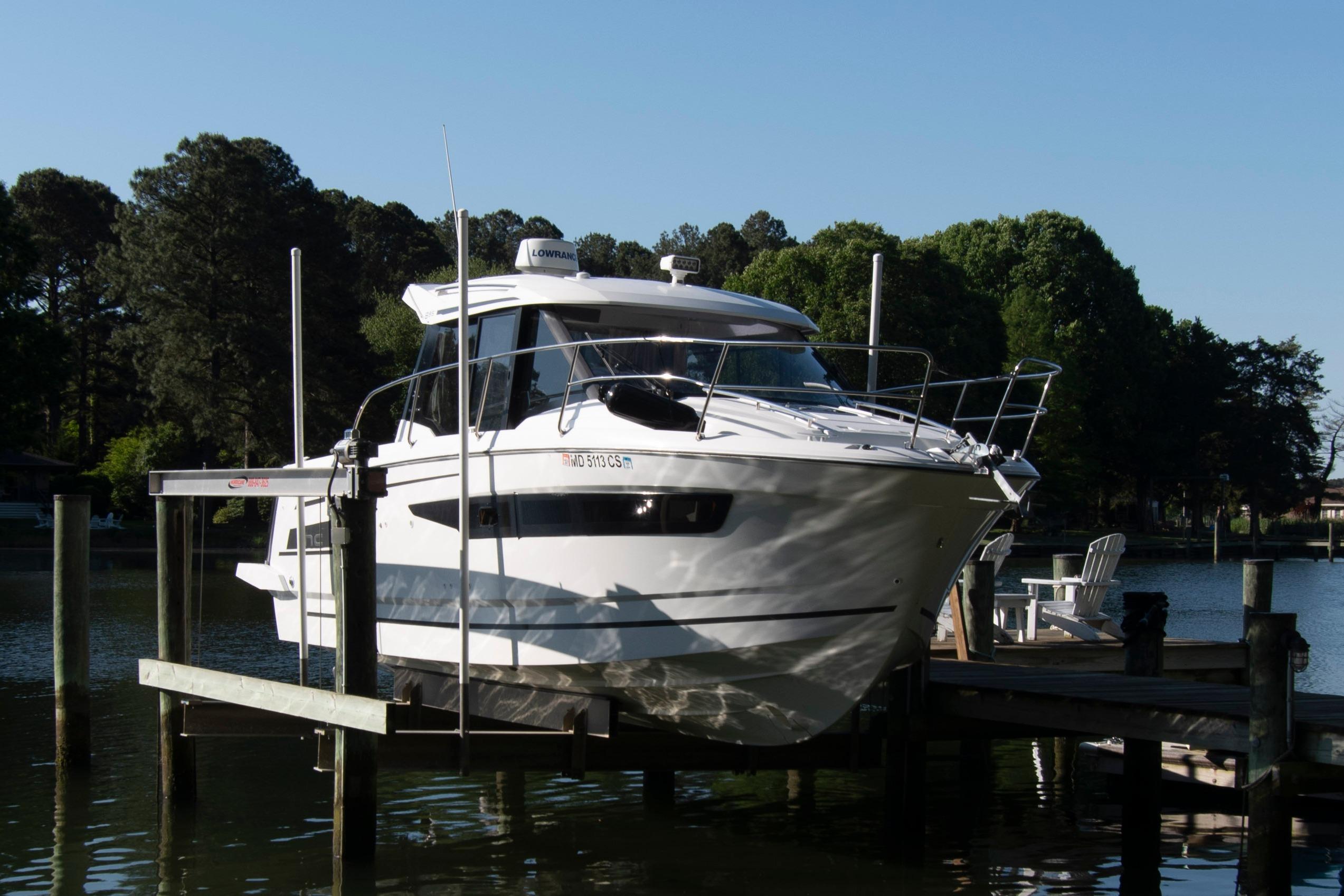 2017 Jeanneau NC 895