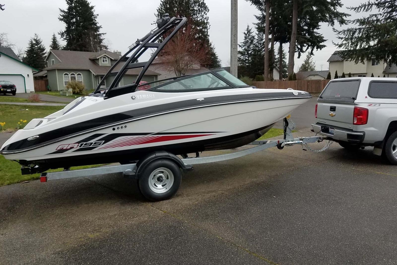 2017 Yamaha Boats AR195