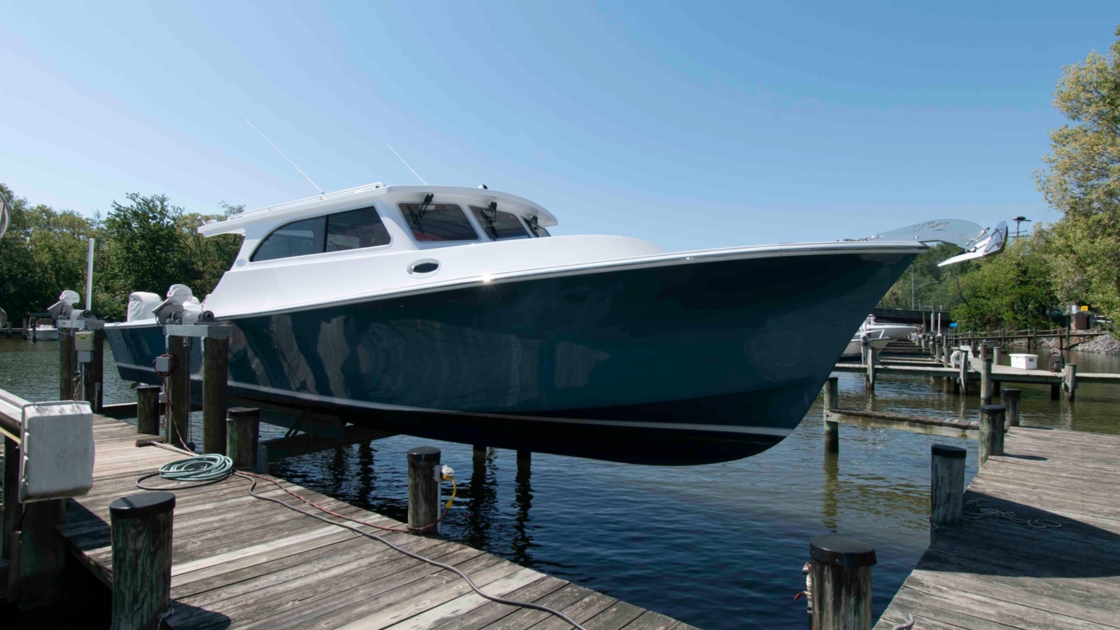 2024-composite-yacht-cy-42-power-10137997-20260505130759293-1.jpg