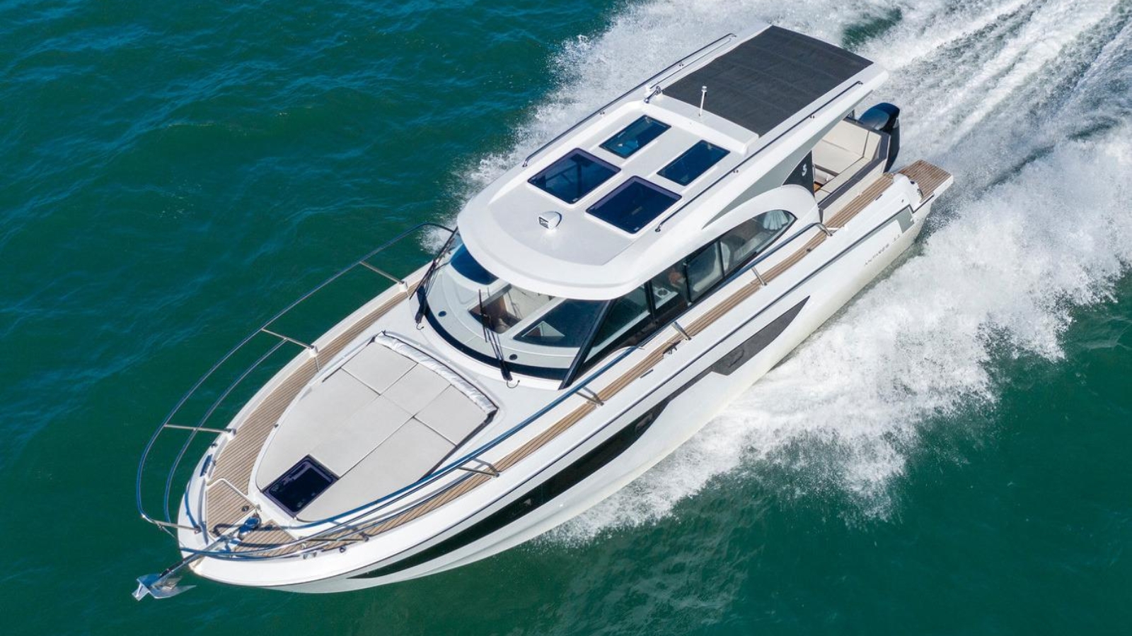 2026-beneteau-antares-11-coupe-power-9990048-20251023143204856-1.jpg