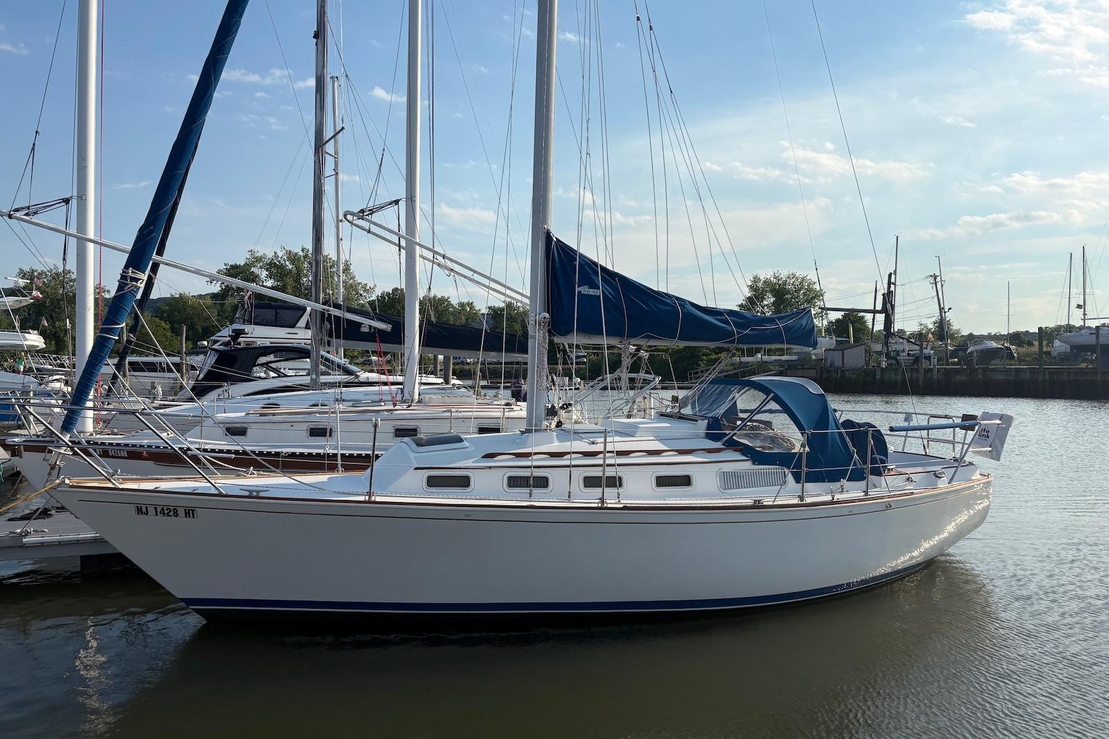 1982 Sabre 30